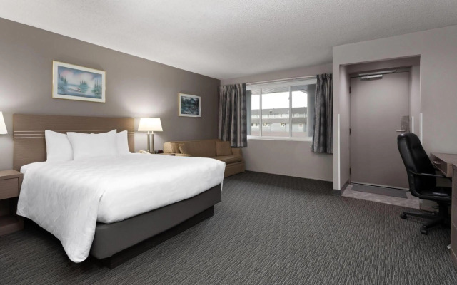 Travelodge by Wyndham Grande Prairie
