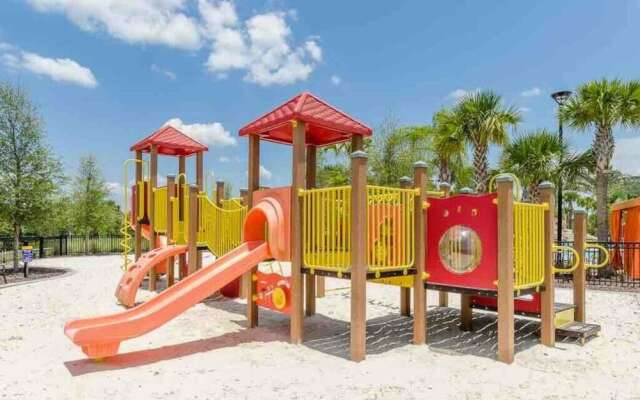 7495 OL - Solterra Resort