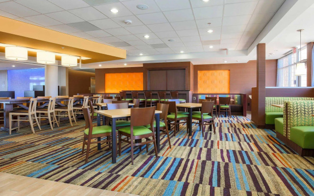 Fairfield Inn & Suites Pleasanton