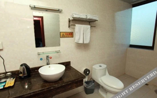 Pai Hotel (Chengdu Xindu Baoguang Plaza)
