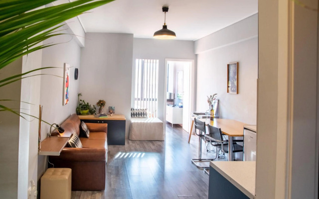 Ermou 18 Mosaics boutique aprtm in Parliament square