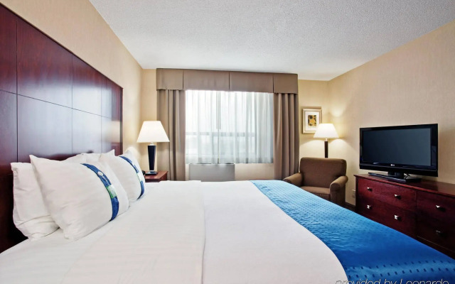 Holiday Inn & Suites Winnipeg Downtown by IHG