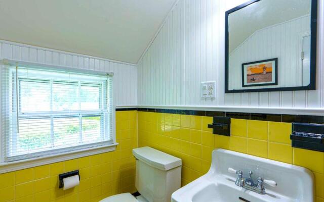 Captain Gosnold Village