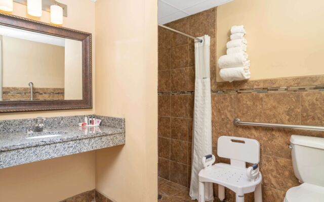 Baymont Inn & Suites Lakeville