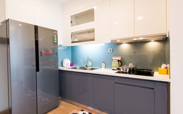 Luxury Apartment at VinHomes Metropolis