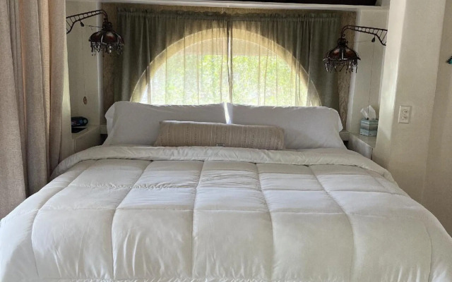 Barnacle Resort