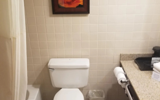 Clarion Hotel Somerset - New Brunswick