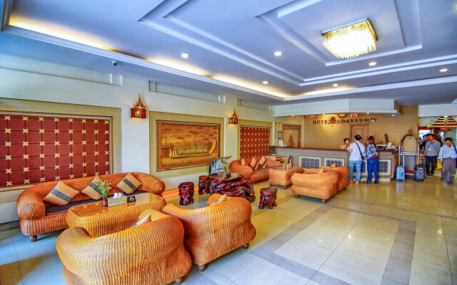 Hotel Yadanarbon