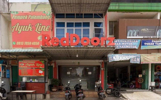 Reddoorz Near Plaza Botania 1 Batam