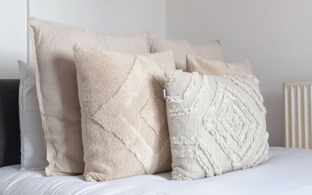 The Chelsea Apartments