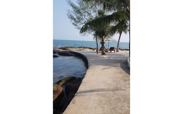 Orient Resort