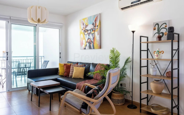 Quint - 2-Bedroom Apt & Pool in Protaras