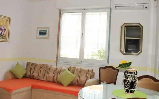 Apartment Znjan
