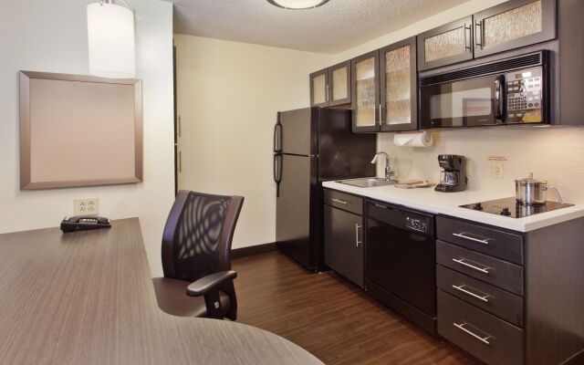 Sonesta Simply Suites Phoenix Glendale
