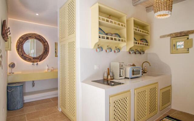 Anthoula's House