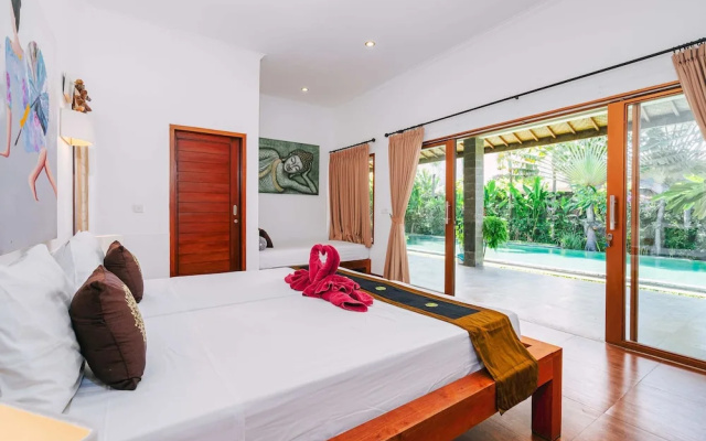 Villa Moringa 1 – Guest Rooms – Tibubeneng