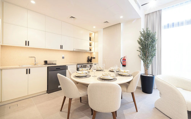 Arabian Ranches 3 Luxury 4 Bedroom Villa