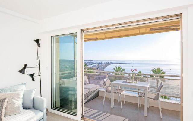 On la Croisette: luxe 2 bedrooms/ 2 baths
