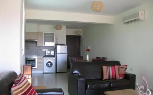 Pyla Gardens Apartment E204