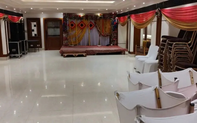 Hotel Samrat