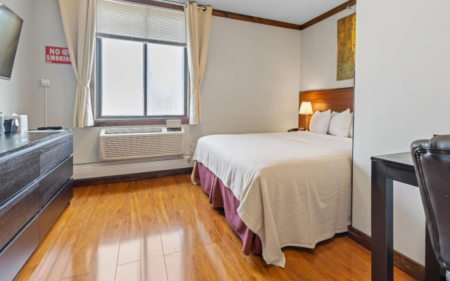 LIC Hotel