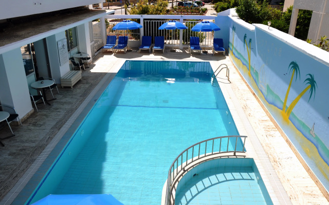 Zephyros Hotel