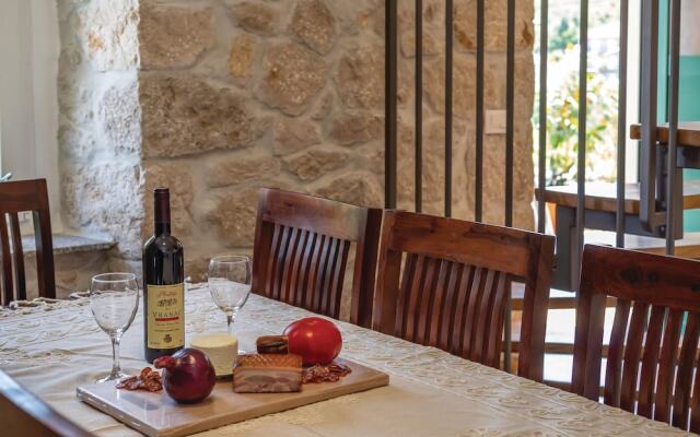 Amazing home in Ploce w/ WiFi and 3 Bedrooms