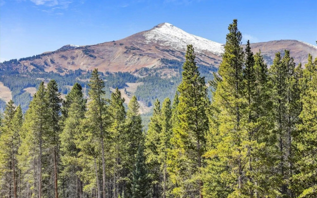 Outside The Bubble 4 Bedroom Home