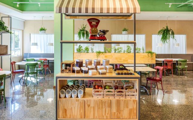 Ibis Styles Curitiba Santa Felicidade