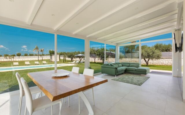 3088 Villa Alceste by Perle di Puglia