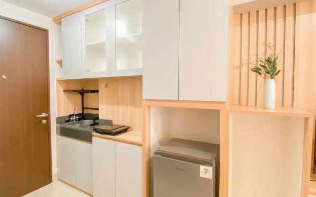 Nice Studio Room Apartment Transpark Cibubur