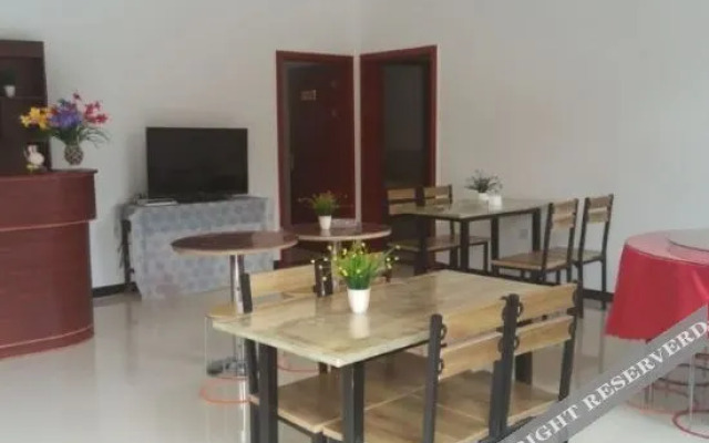 Yuanmengju Hotel (Zhashuiying Town Station Branch)