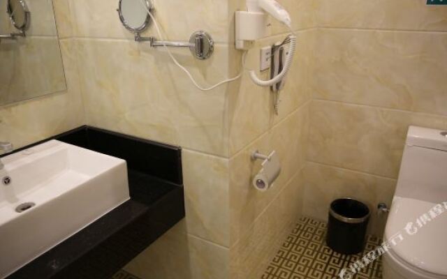 Elong R.YUN Hotel (Jinan Shanghe Fumin Road)