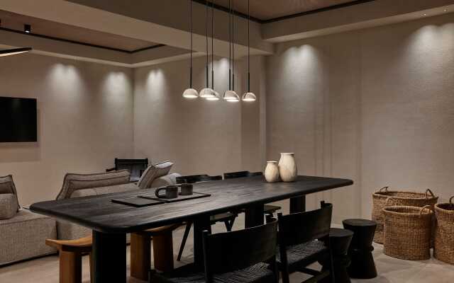 Alaso Design Suites - Adults Only