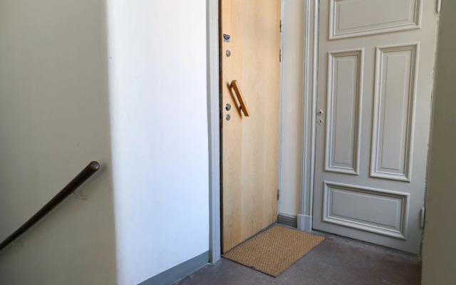 WeHost Pieni Roobertinkatu Small 13