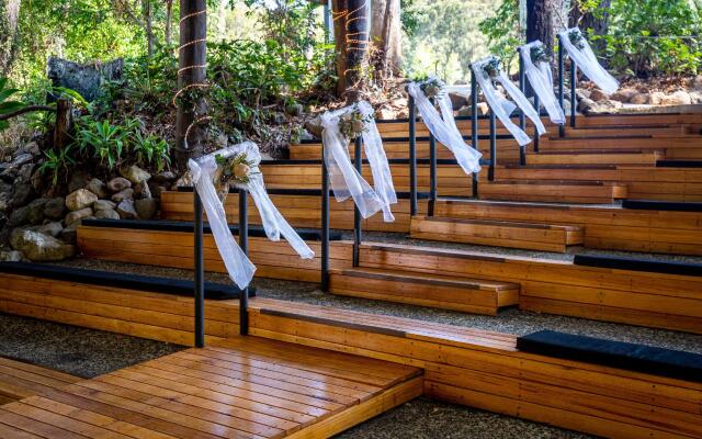Cedar Creek Lodges