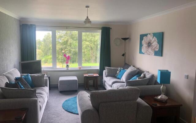 Wyvis View, Daviot
