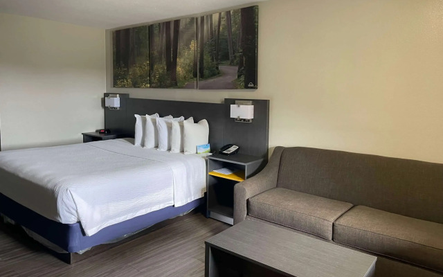 Days Inn by Wyndham Ruston LA