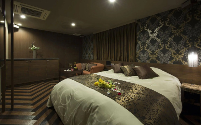 Hotel in the Green - Adults Only