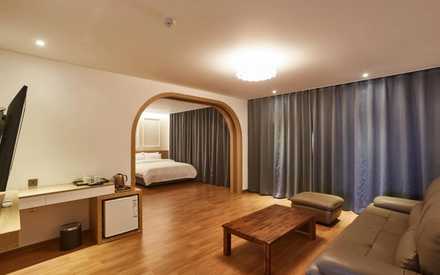 Pyeongchang Hotel The Maru