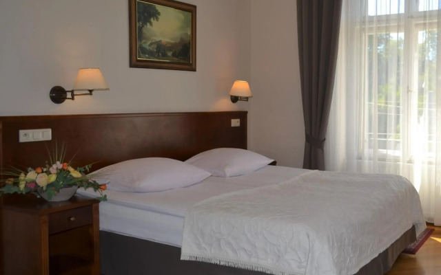 Polonia Hotel
