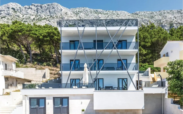 Two-Bedroom Apartment in Medici
