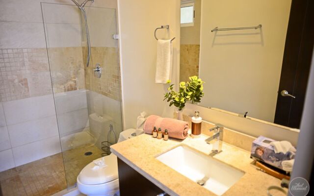 Sabbia Apartment D405 by iMexico