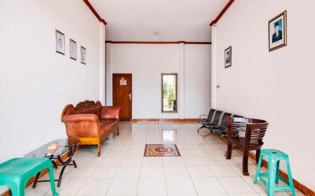 OYO 91063 Kost Bunga