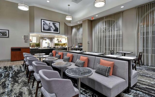 Homewood Suites by Hilton Edgewater