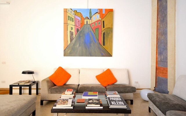 Navona Stylish Apartment