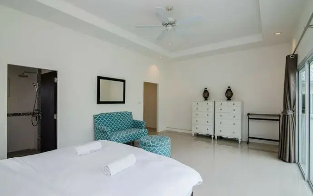 Private  4 Bedroom Pool Villa L28