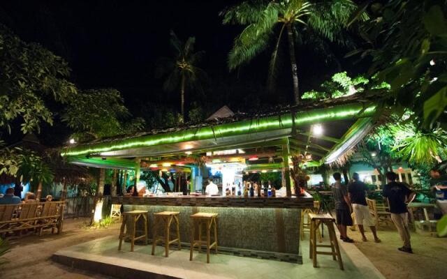 Phi Phi Island Cabana Hotel