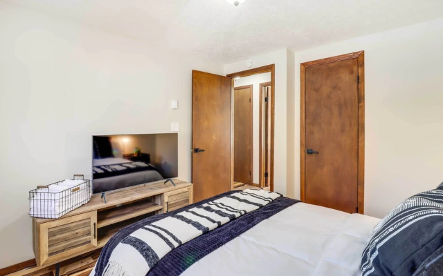 Tobyhanna Vacation Home w/ Community Pool Access