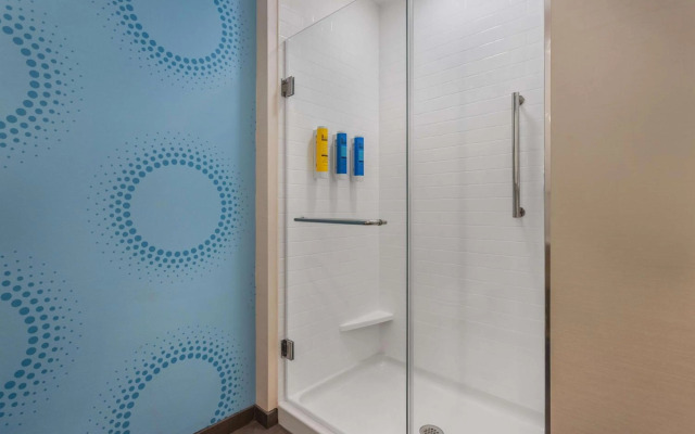 Tru By Hilton Janesville